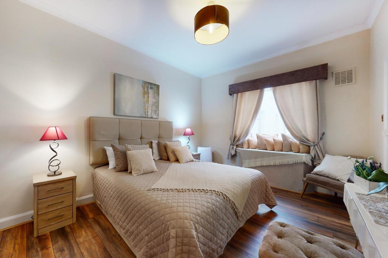 Park Lane Apartments/Shaw House Londra Dış mekan fotoğraf