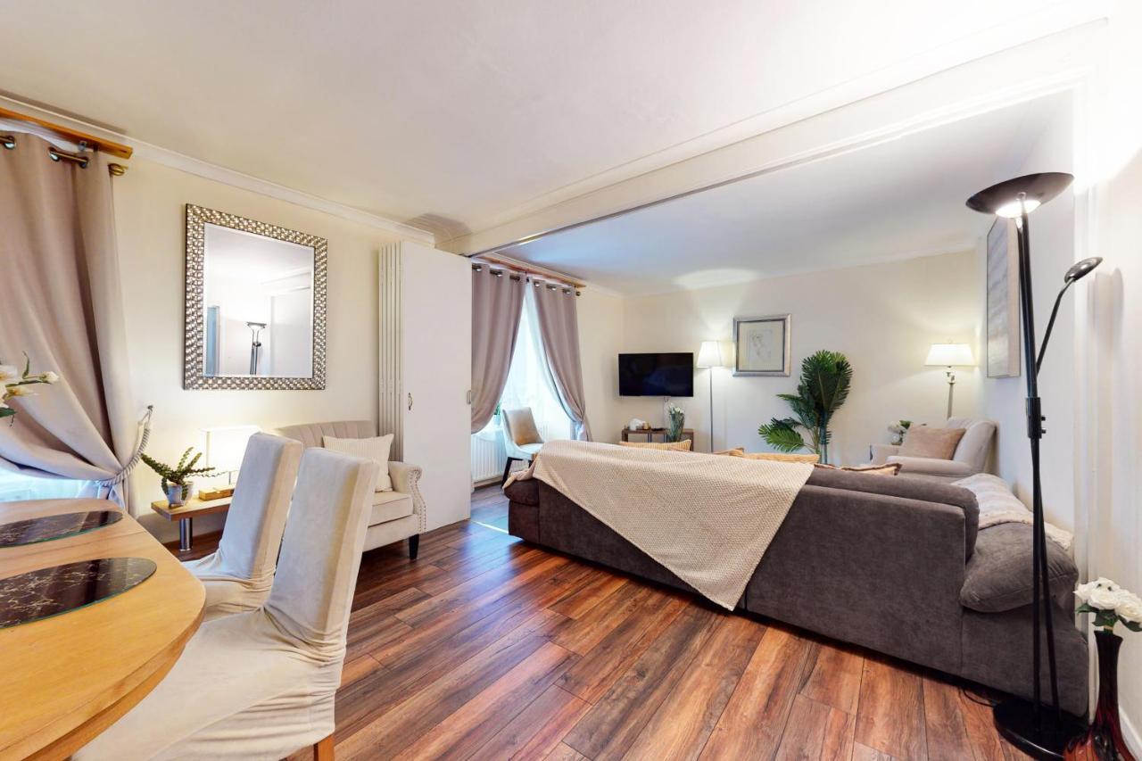 Park Lane Apartments/Shaw House Londra Dış mekan fotoğraf