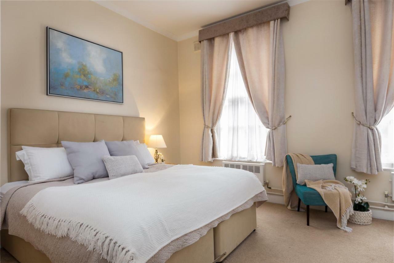 Park Lane Apartments/Shaw House Londra Dış mekan fotoğraf