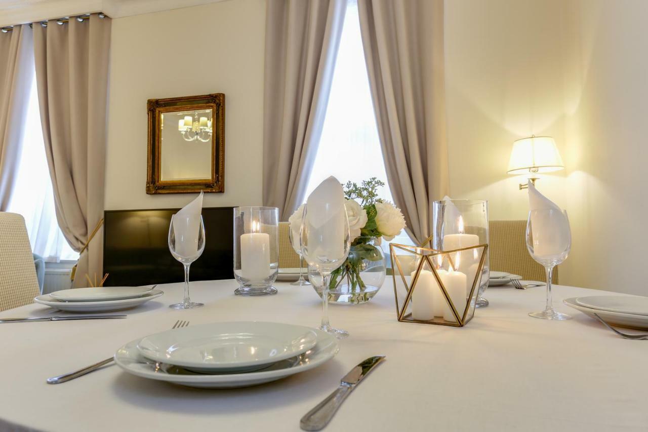 Park Lane Apartments/Shaw House Londra Dış mekan fotoğraf