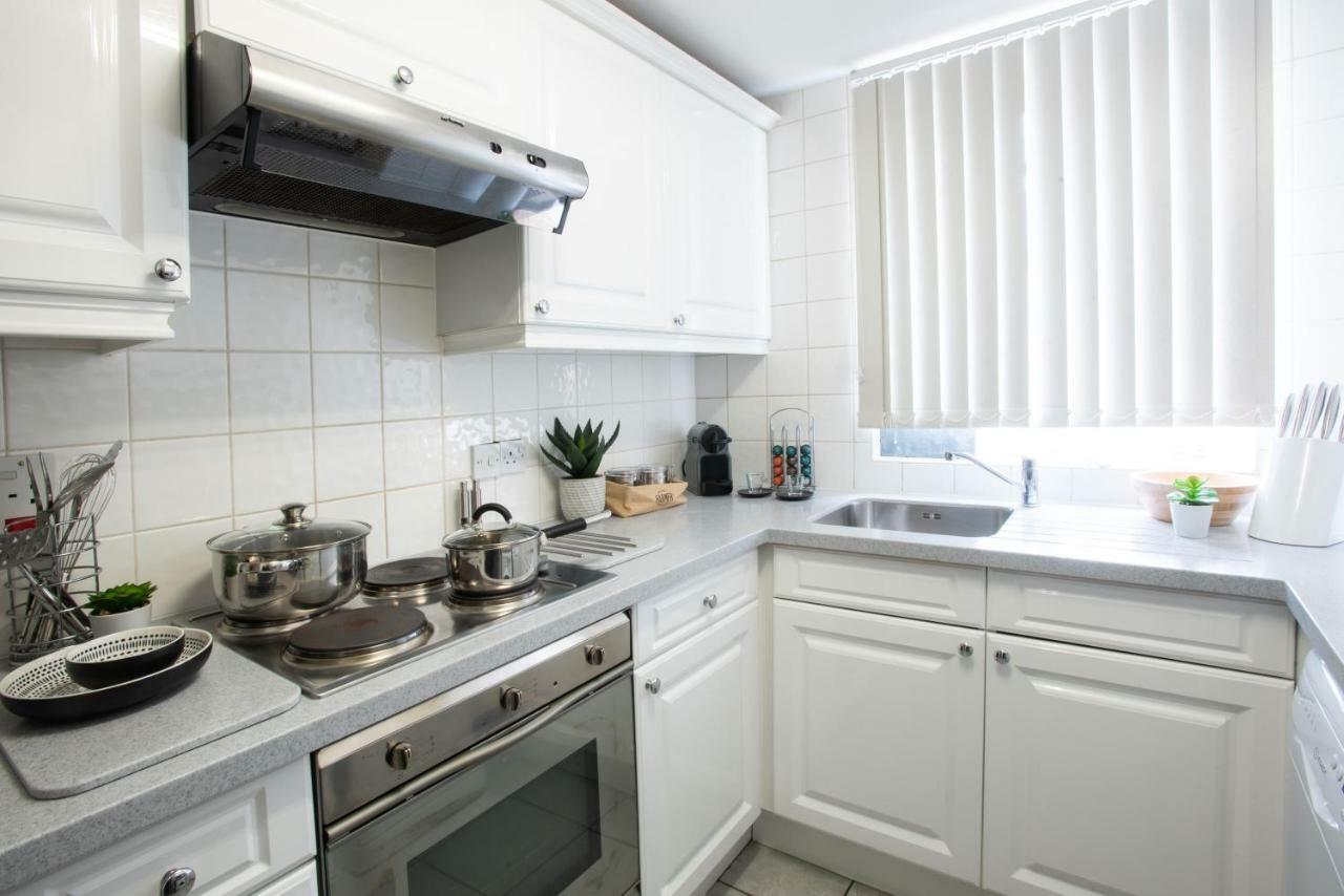 Park Lane Apartments/Shaw House Londra Dış mekan fotoğraf