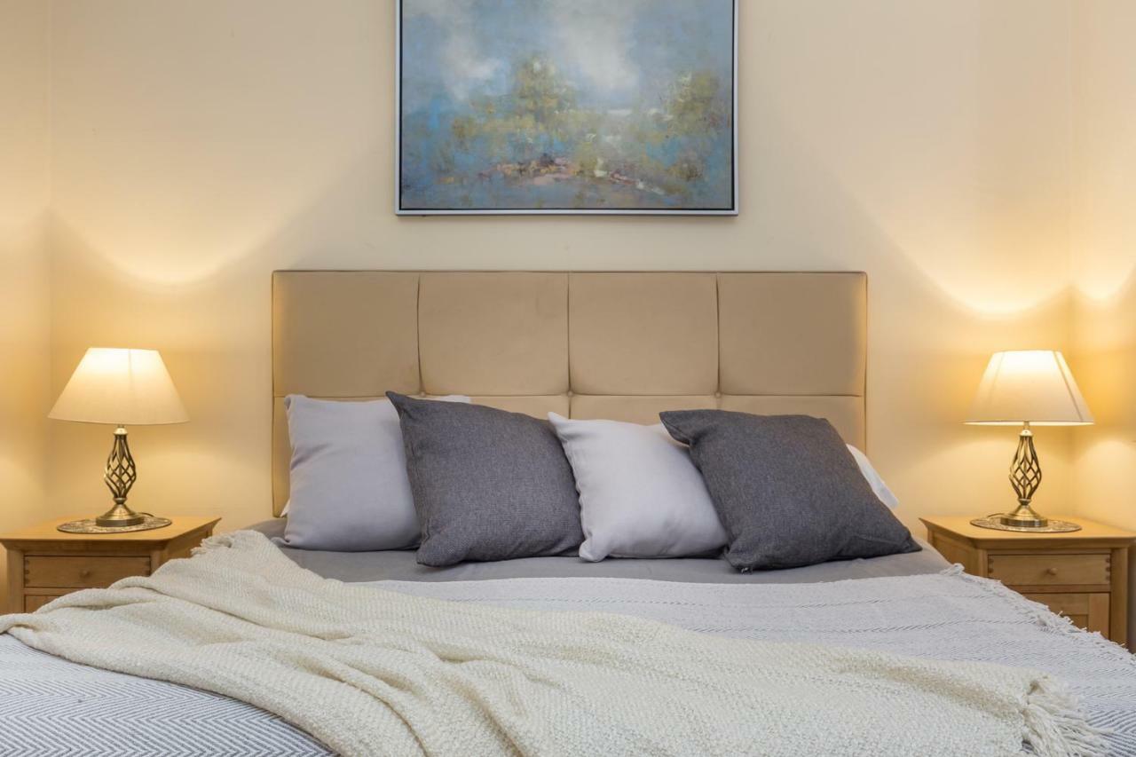 Park Lane Apartments/Shaw House Londra Dış mekan fotoğraf